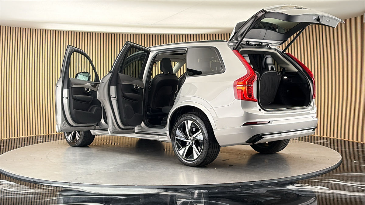 More views of Volvo XC90