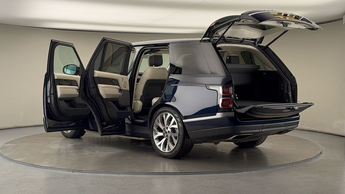 More views of Land Rover Range Rover