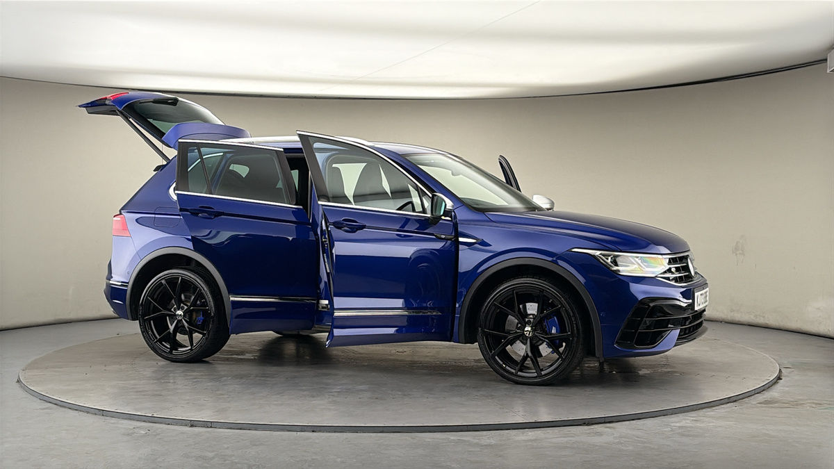 More views of Volkswagen Tiguan