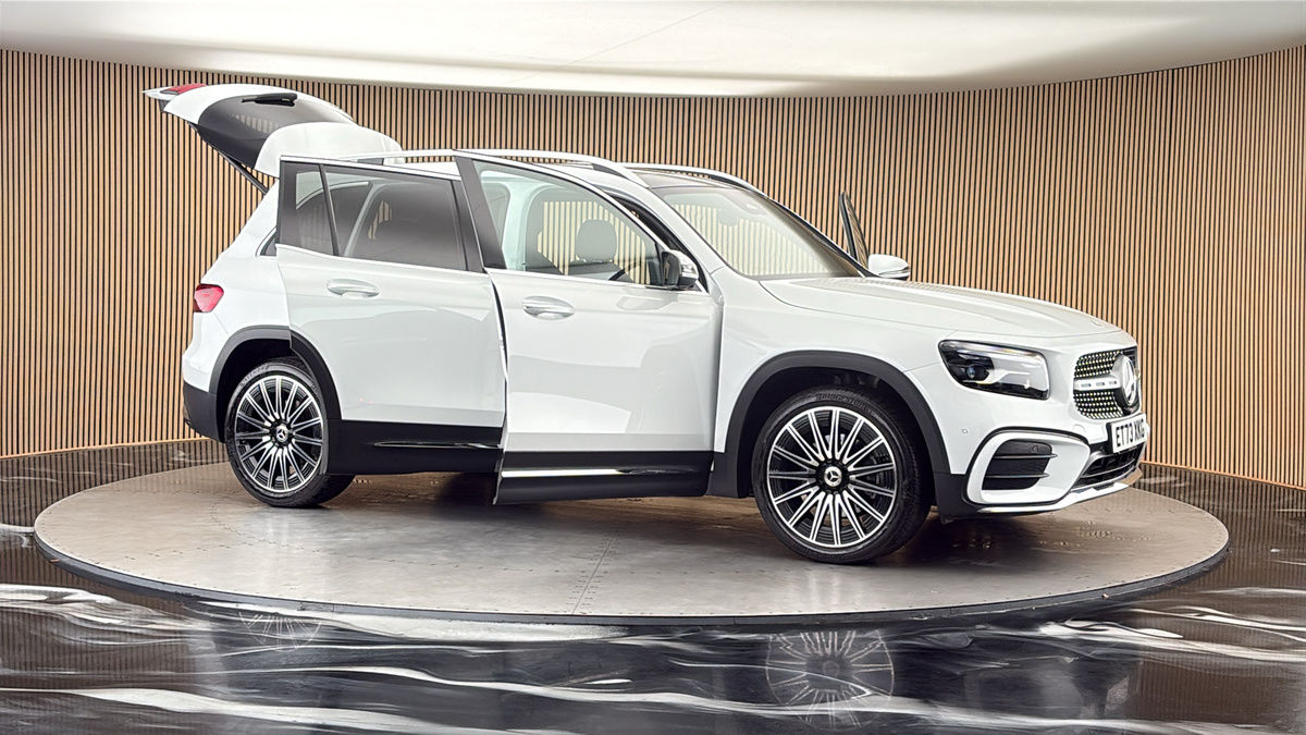 More views of Mercedes-Benz GLB
