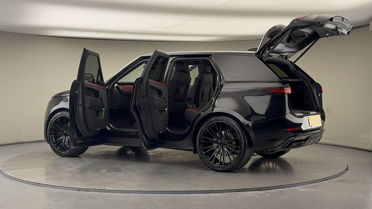 More views of Land Rover Range Rover Sport