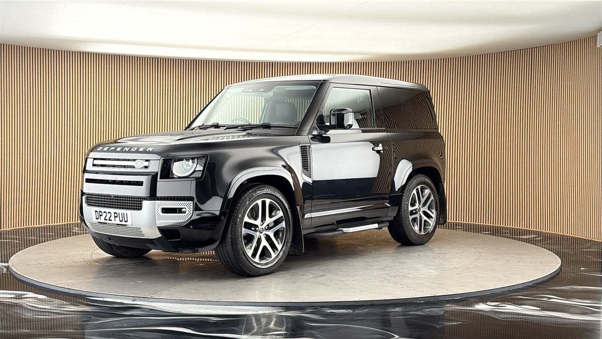 Land Rover Defender 90 Image 20