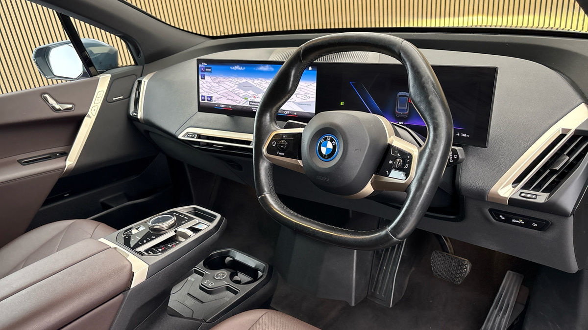 BMW iX Image 5