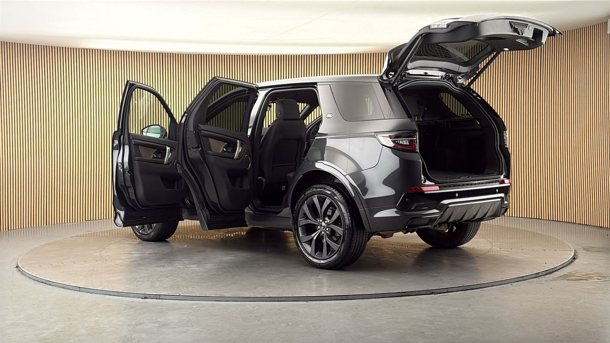 More views of Land Rover Discovery Sport