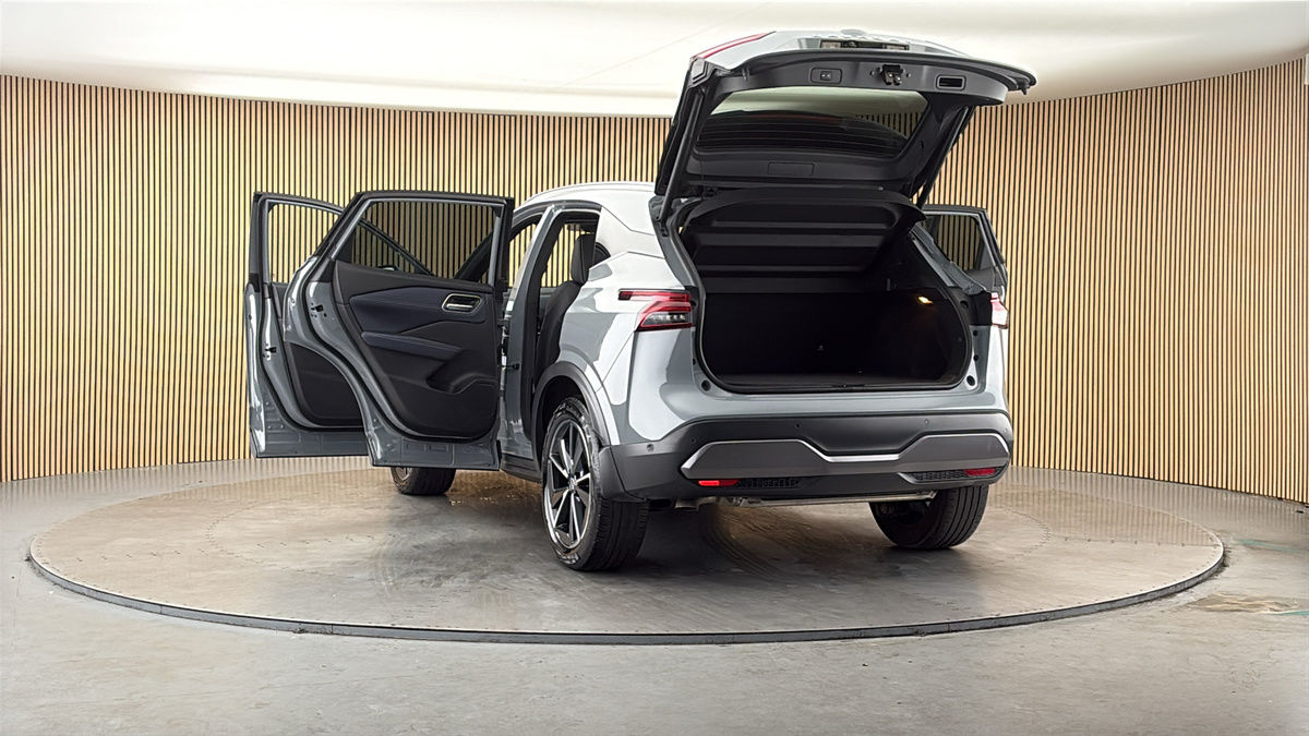 More views of Nissan Qashqai
