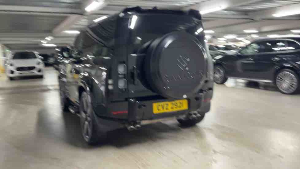 More views of Land Rover Defender 90