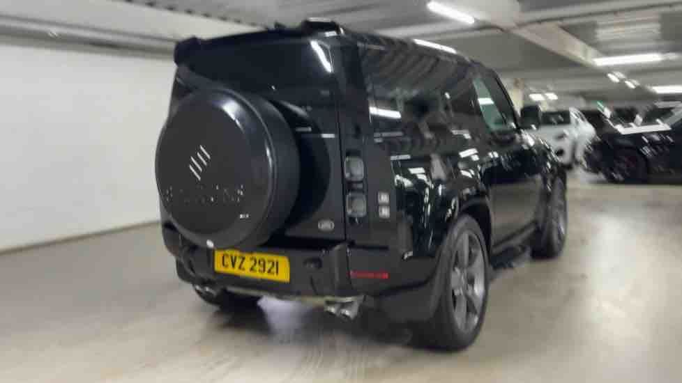 More views of Land Rover Defender 90