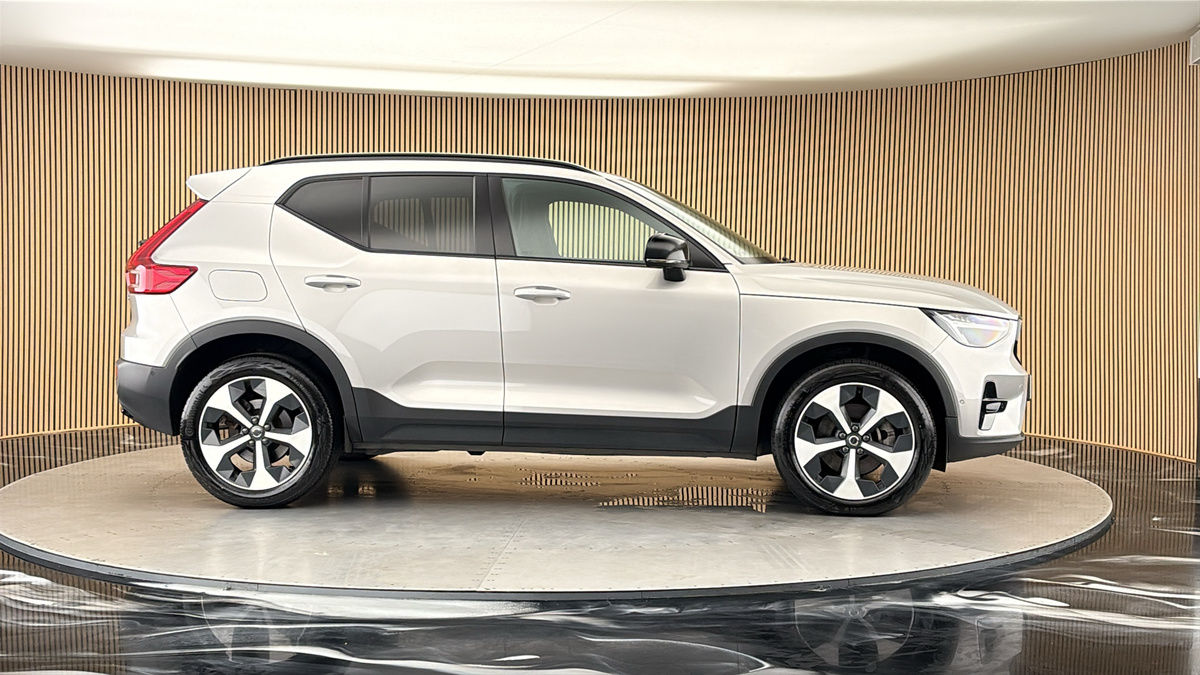 More views of Volvo XC40