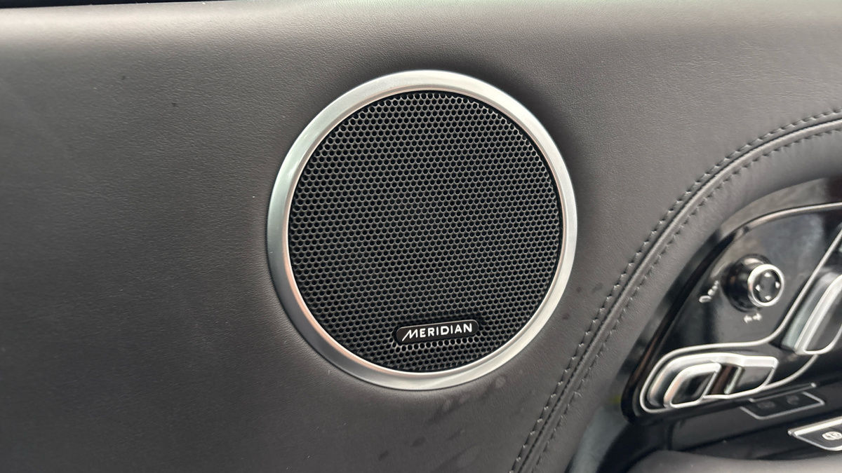 Land Rover Range Rover Image 25