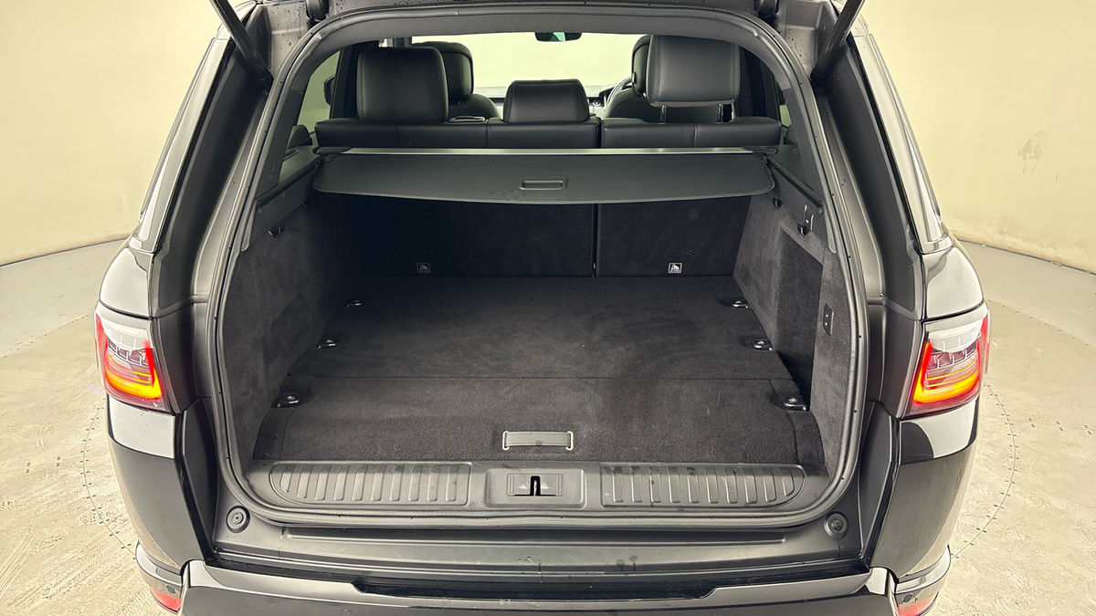 Land Rover Range Rover Sport Image 11