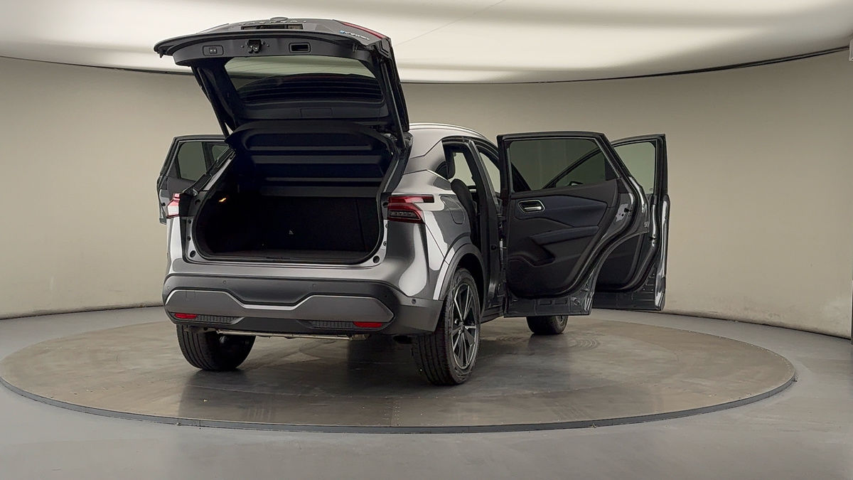 More views of Nissan Qashqai
