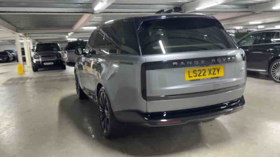 More views of Land Rover Range Rover