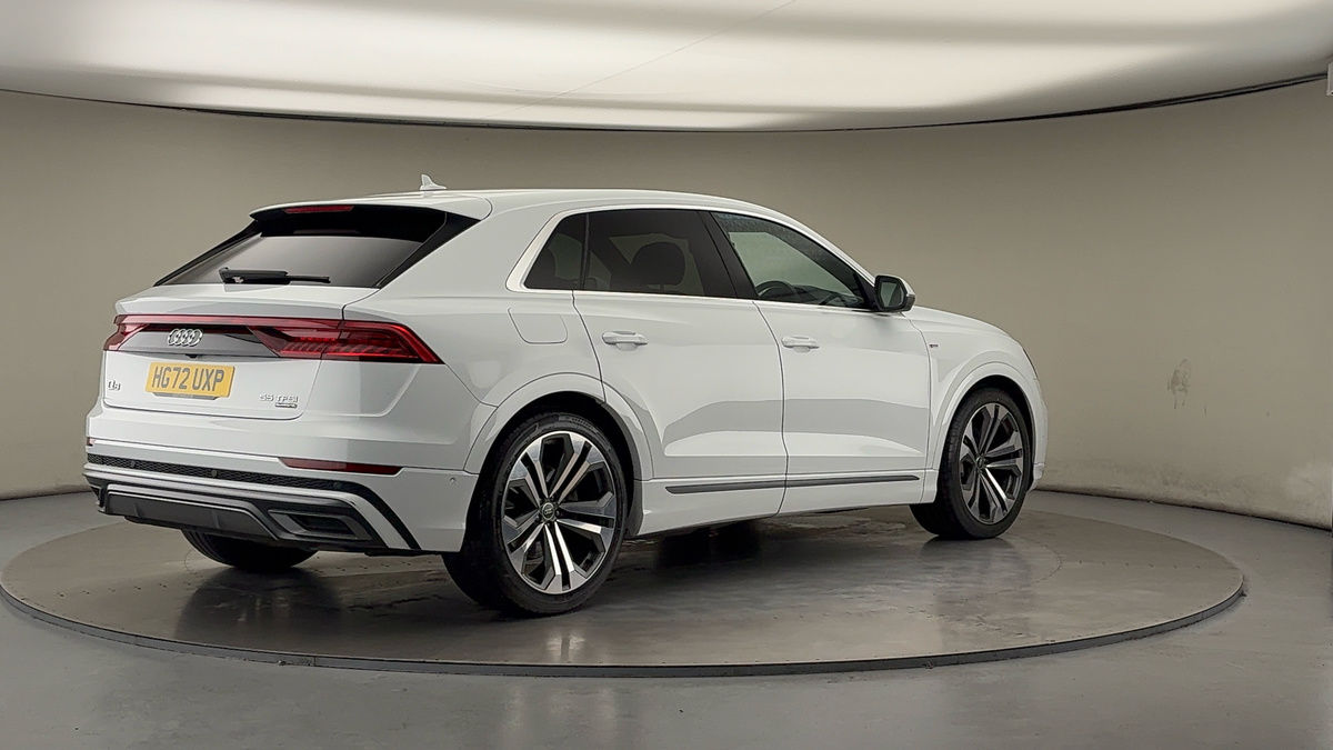 Audi Q8 Image 21