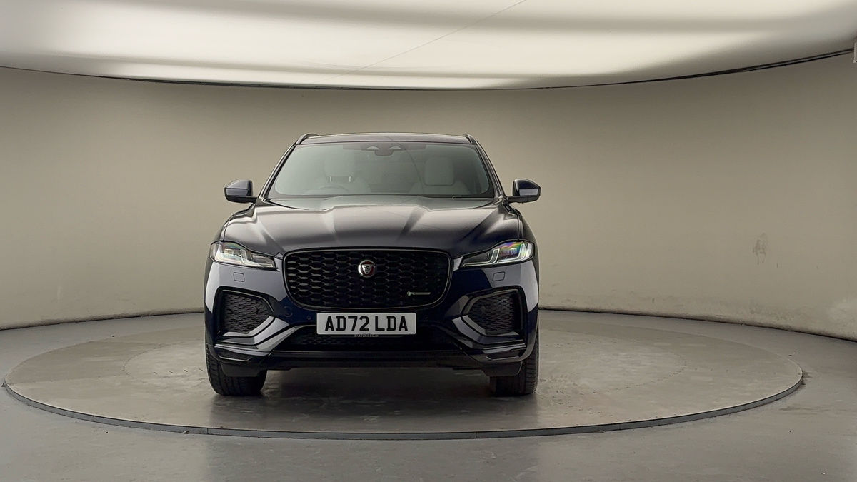 Jaguar F-PACE Image 3