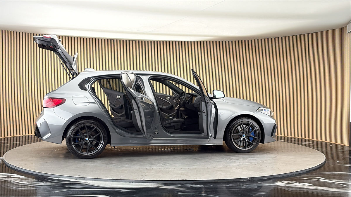 More views of BMW 1 Series