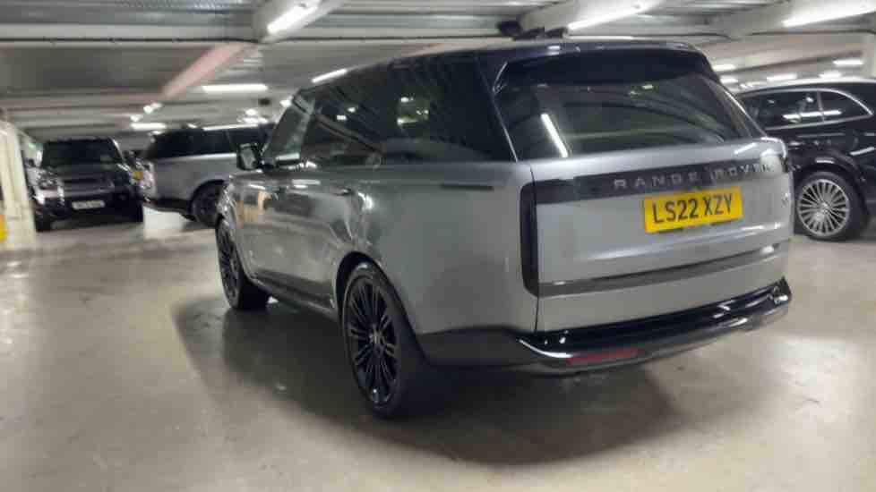 More views of Land Rover Range Rover