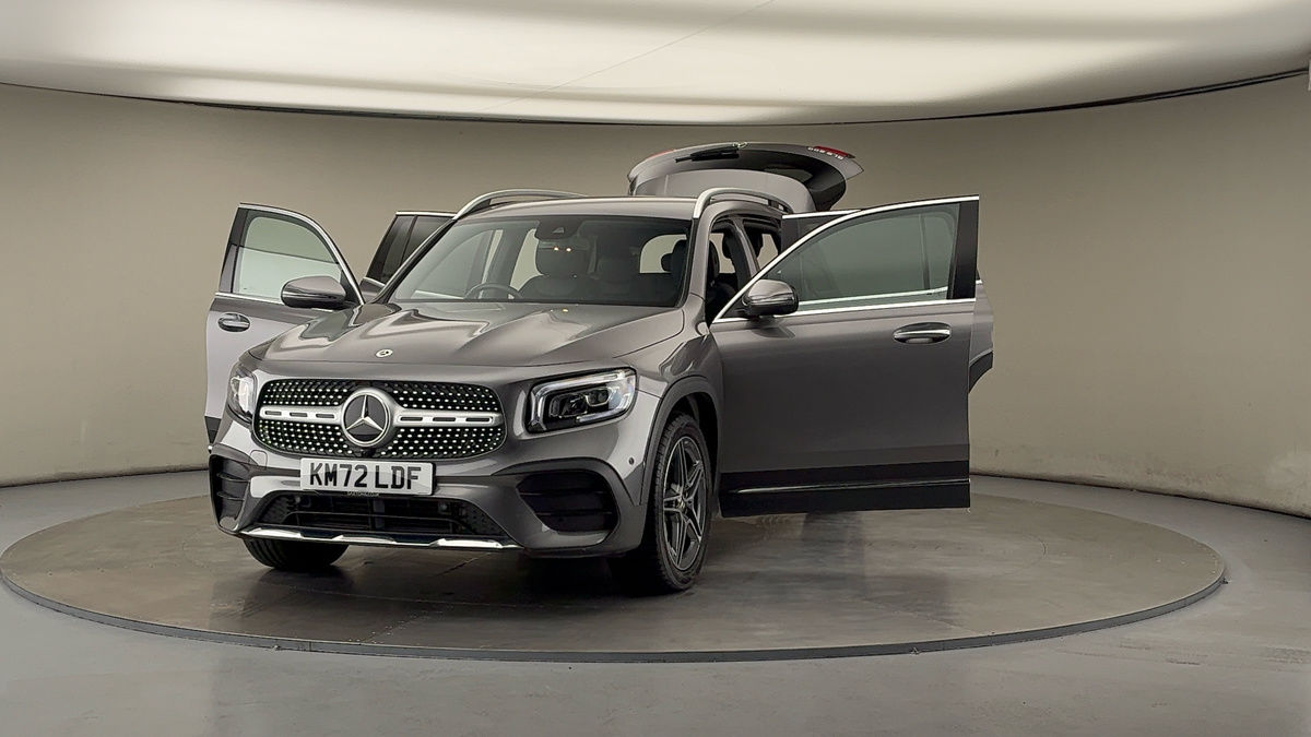 More views of Mercedes-Benz GLB