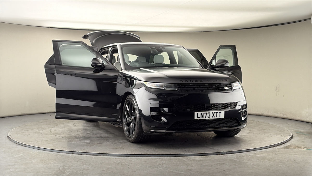 More views of Land Rover Range Rover Sport