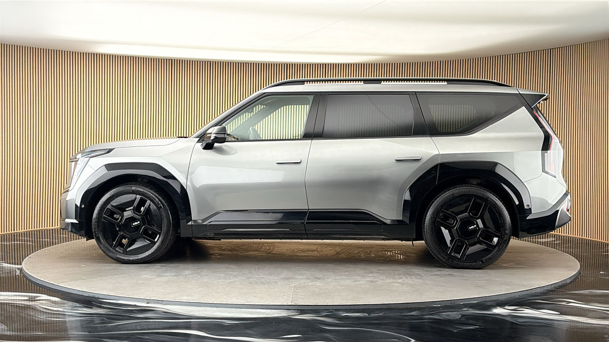 More views of Kia EV9