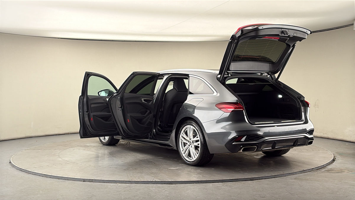 Audi A5 Avant Image 23