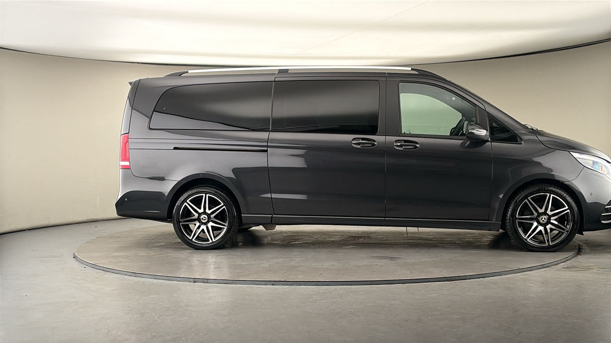 More views of Mercedes-Benz V Class