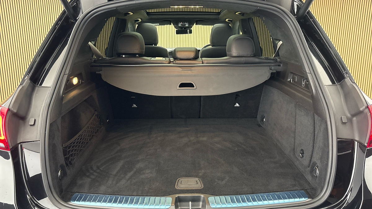 More views of Mercedes-Benz GLE