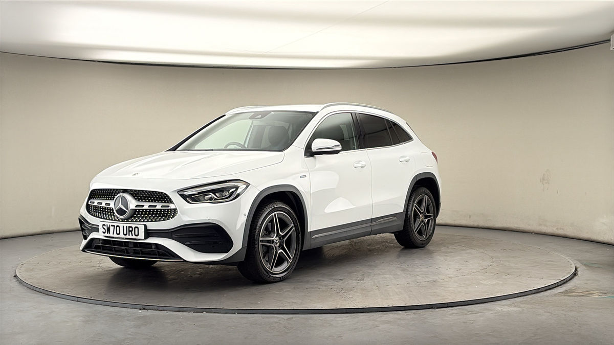 More views of Mercedes-Benz GLA