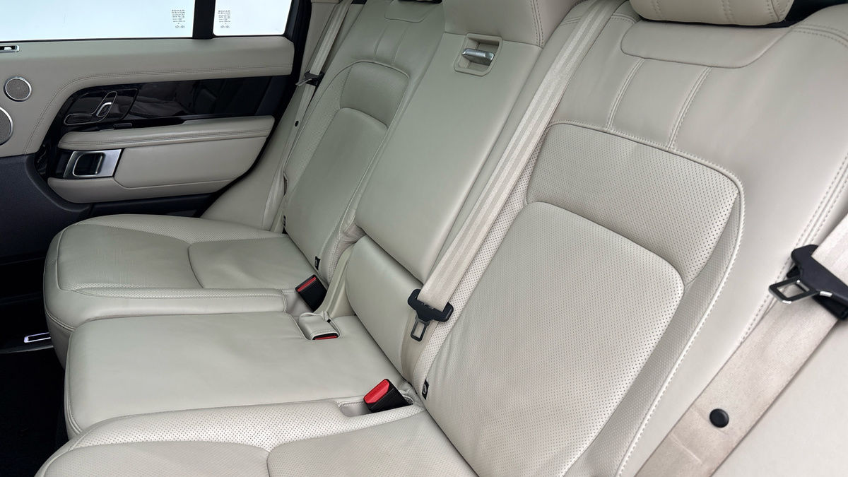 Land Rover Range Rover Image 8