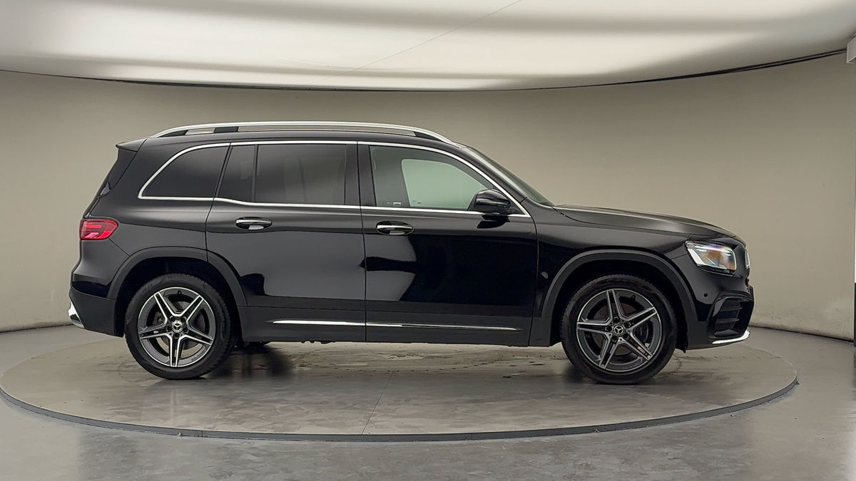 More views of Mercedes-Benz GLB