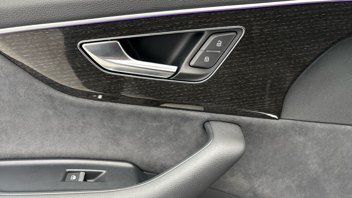 Audi SQ7 Image 19