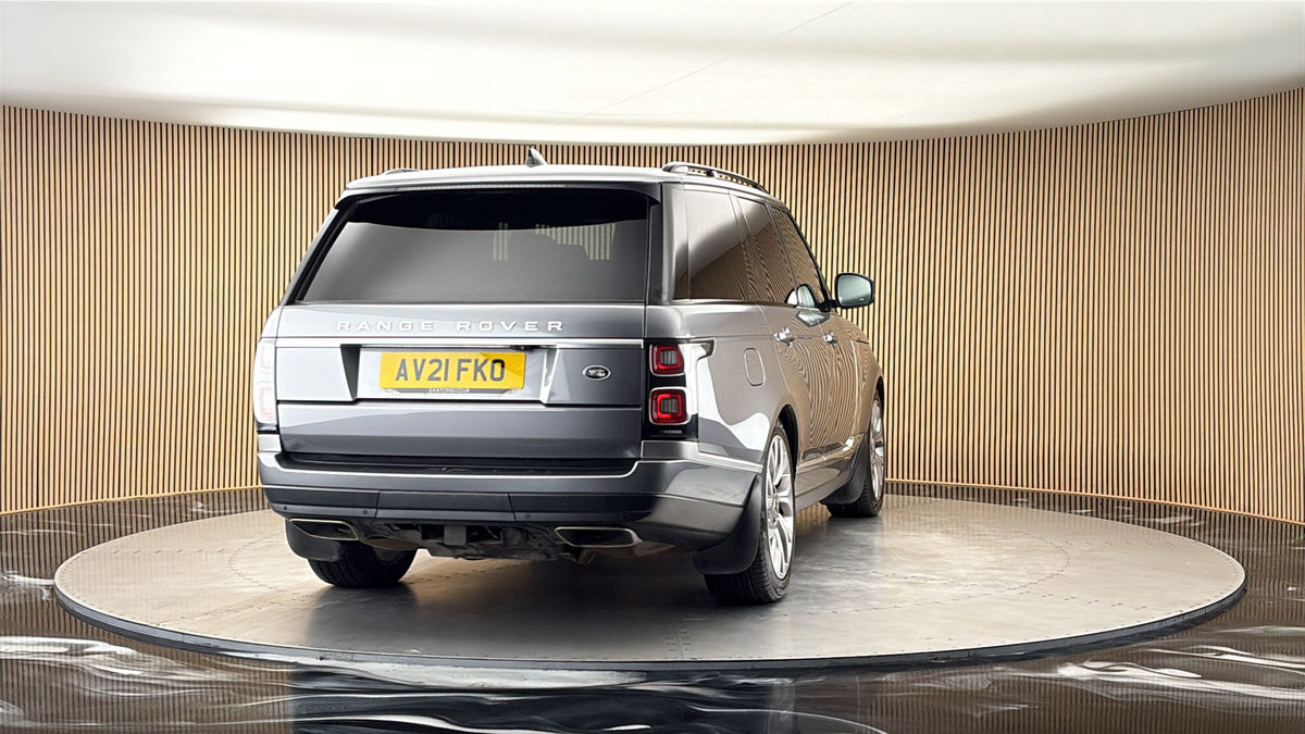 More views of Land Rover Range Rover