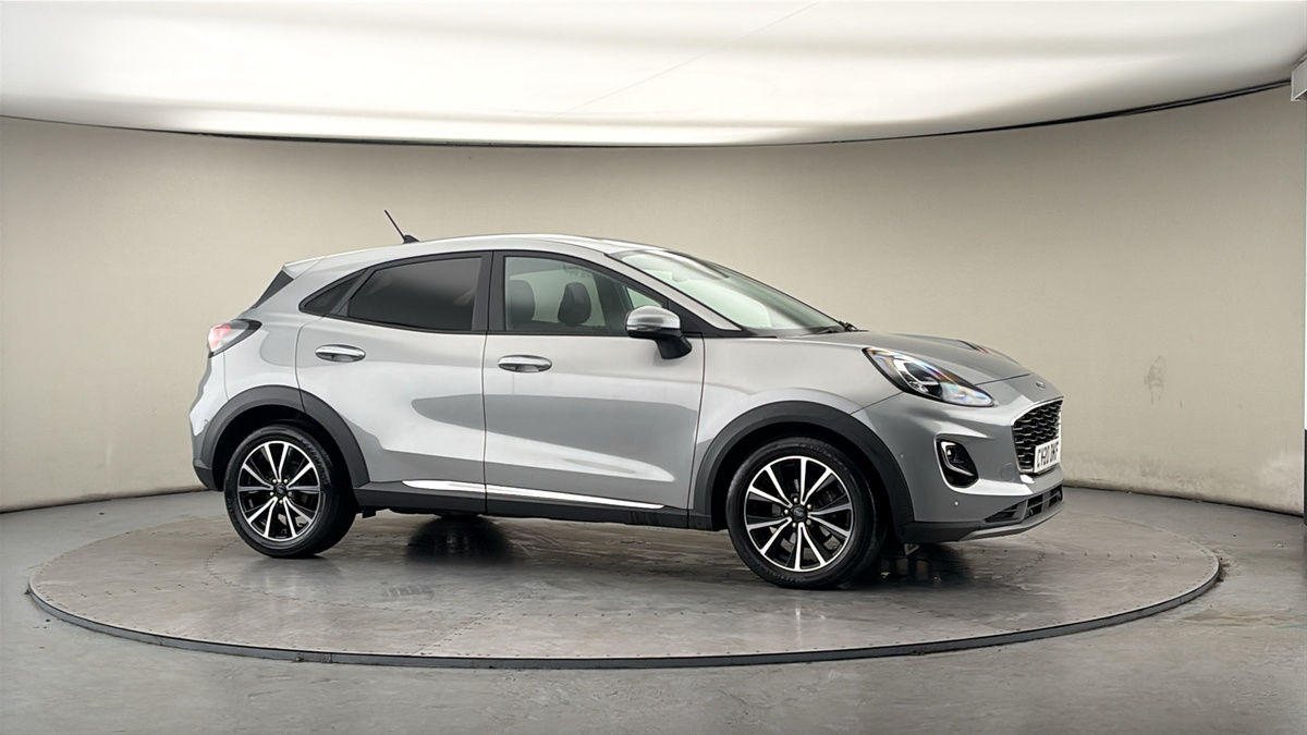 More views of Ford Puma