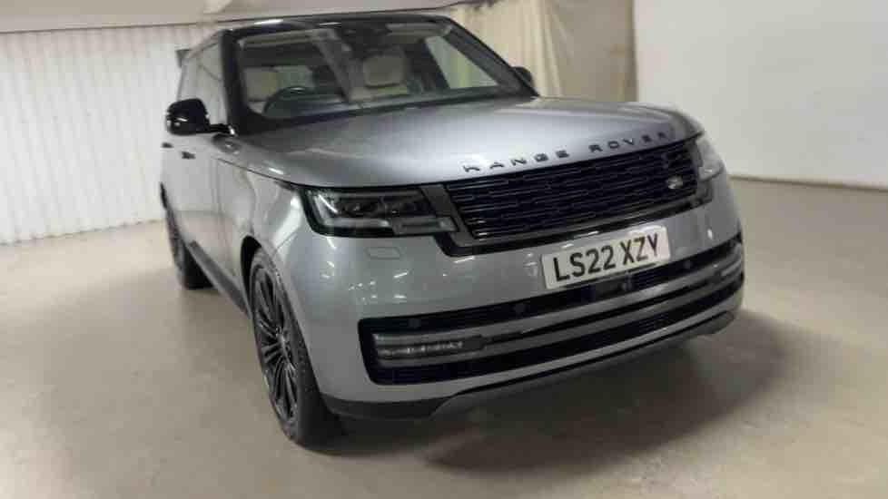 More views of Land Rover Range Rover