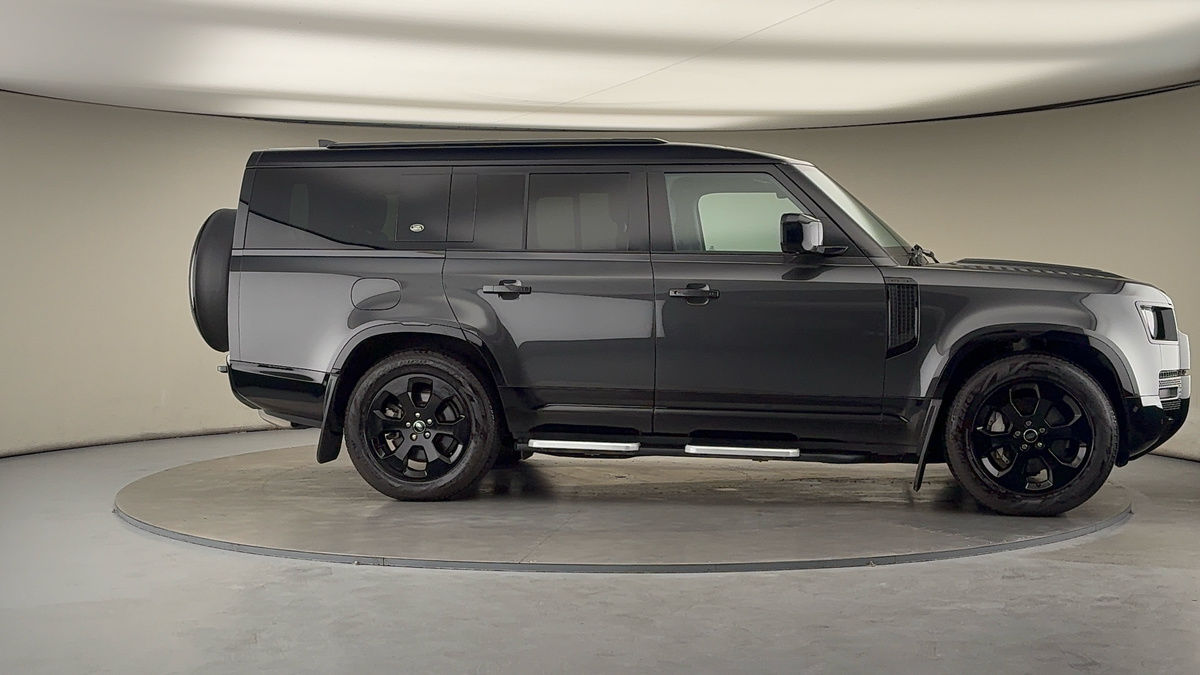 More views of Land Rover Defender 130