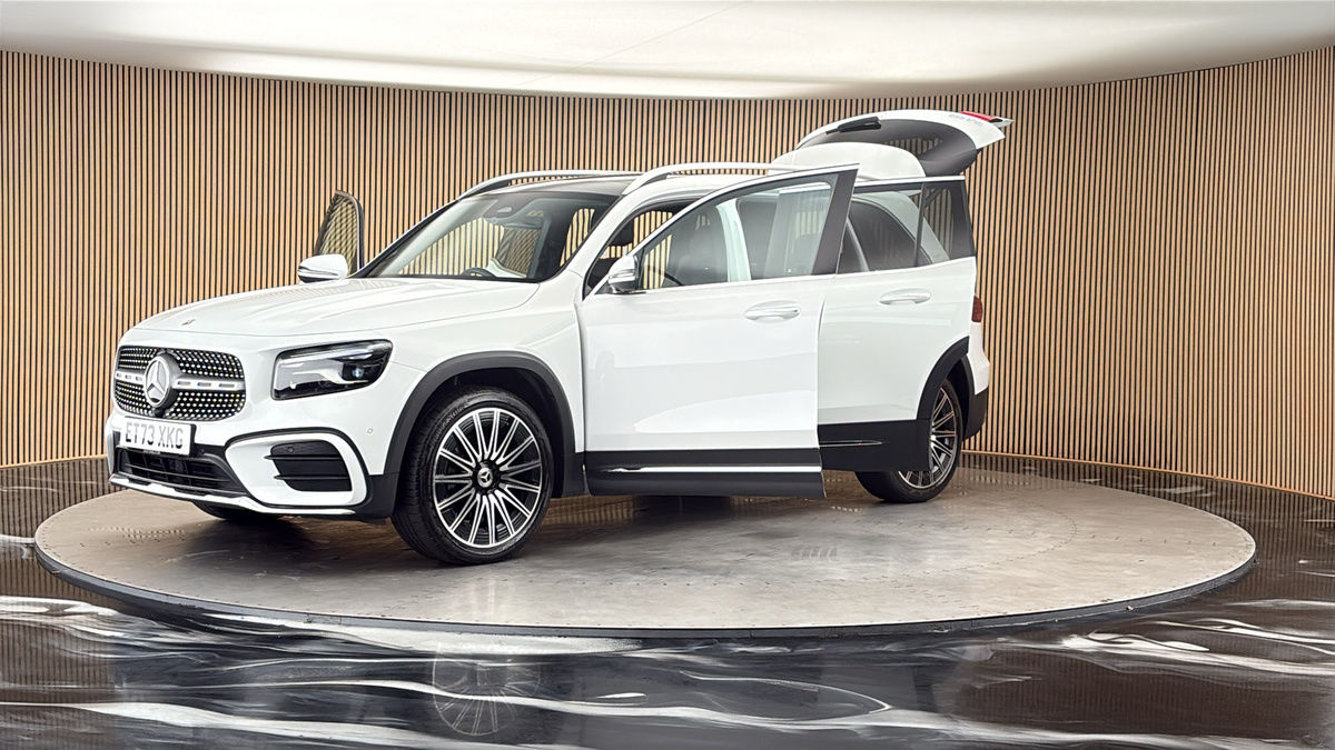Mercedes-Benz GLB Image 22