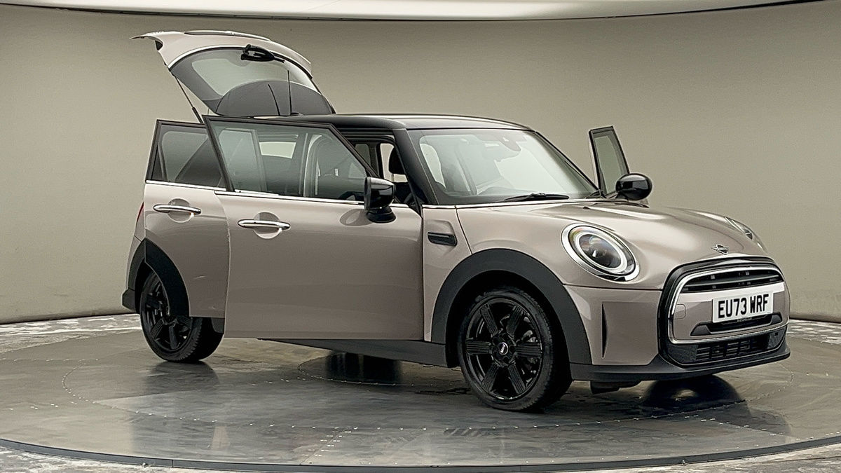 More views of MINI Hatch