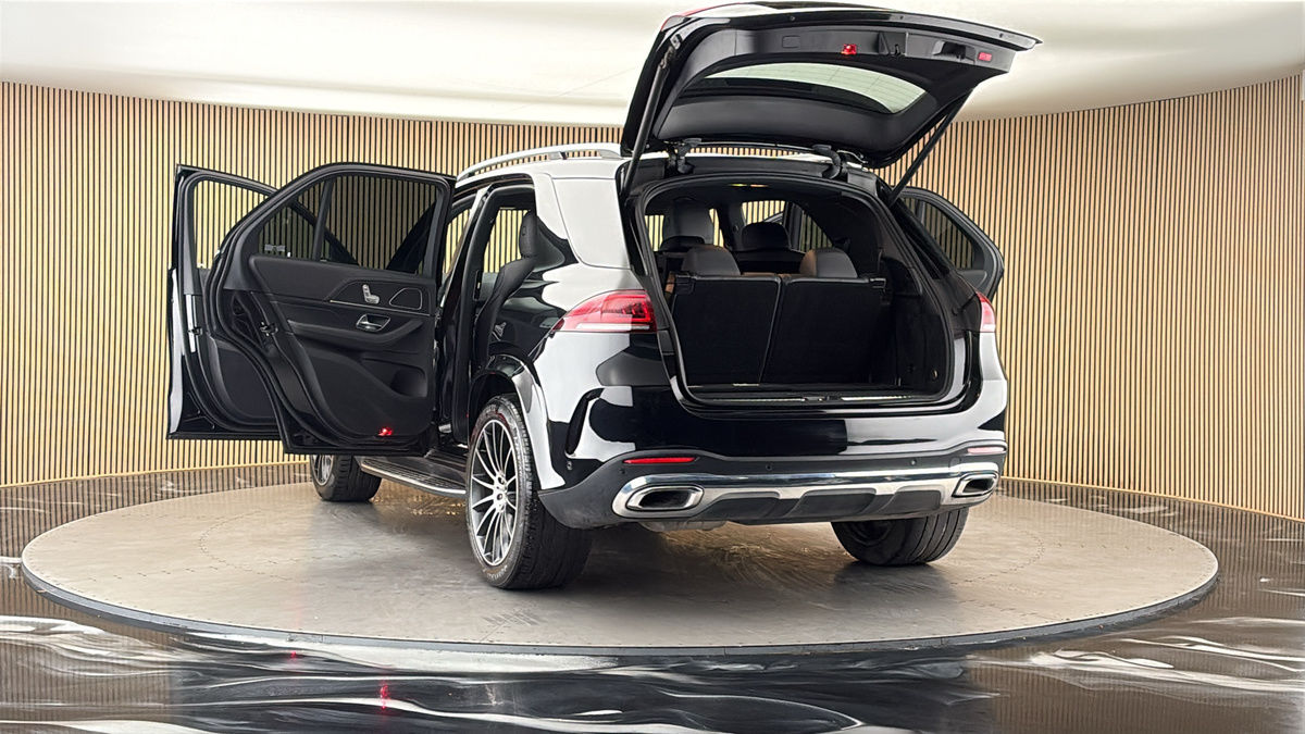 More views of Mercedes-Benz GLE