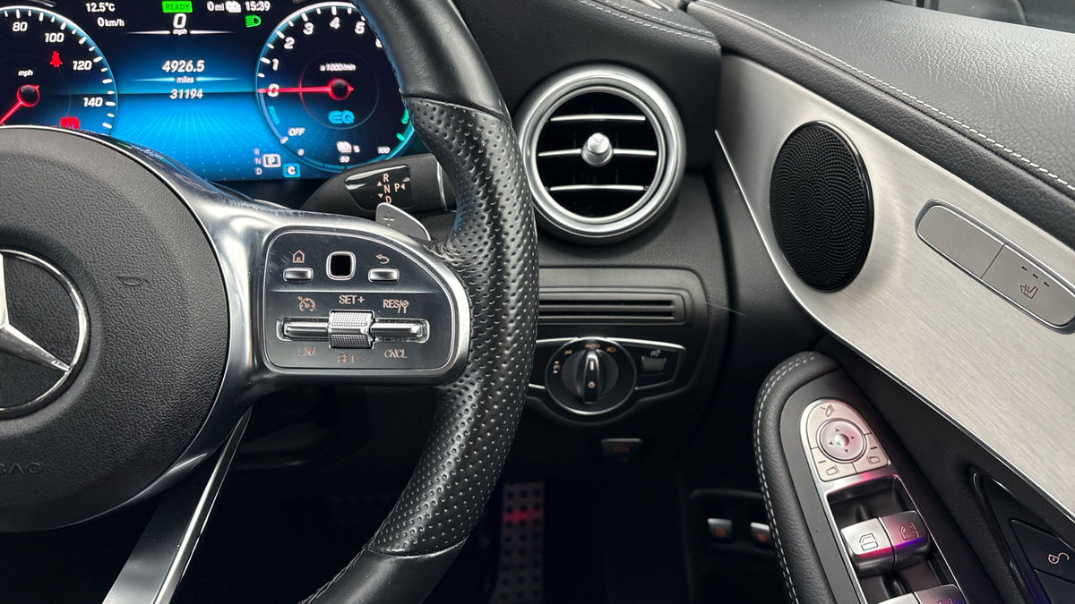 Mercedes-Benz GLC Image 14