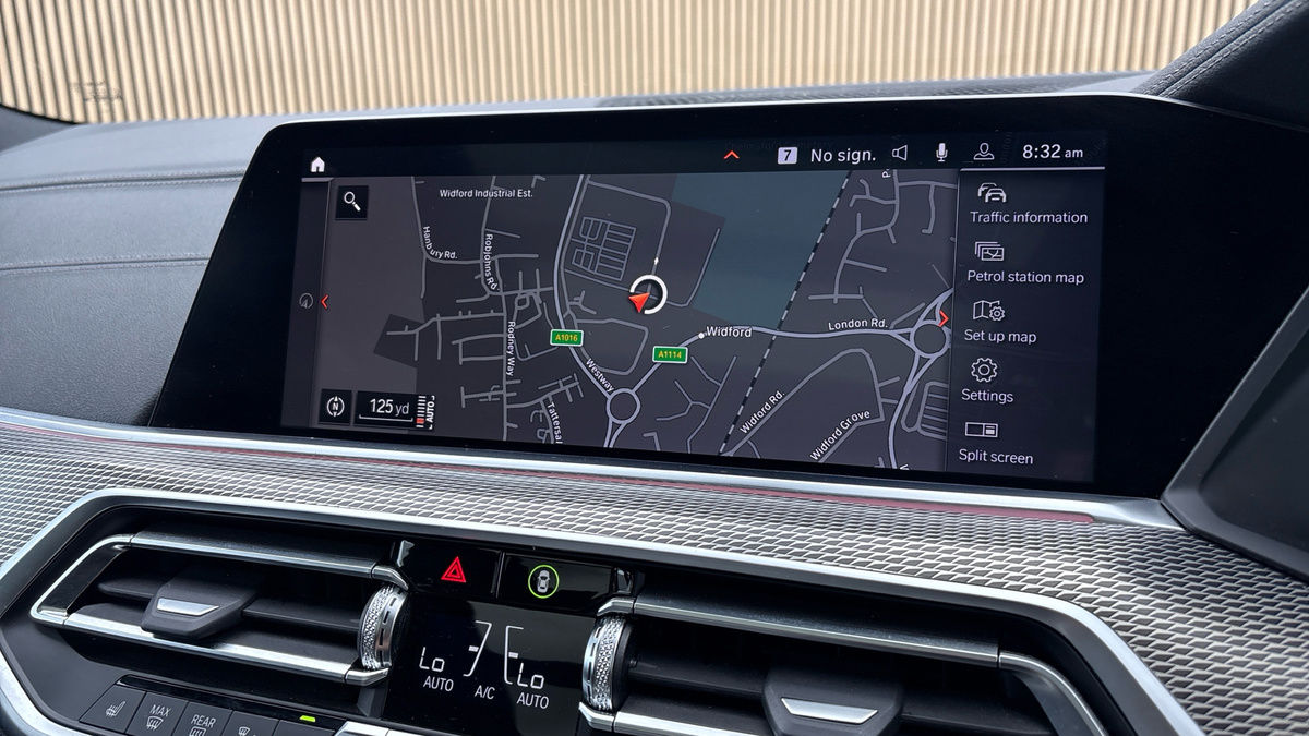 BMW X6 Image 17