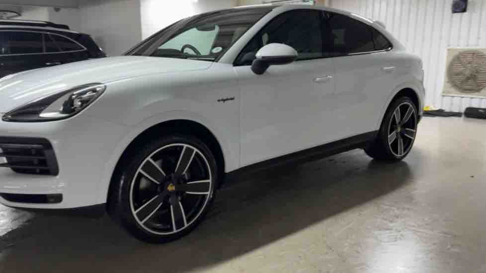 More views of Porsche Cayenne