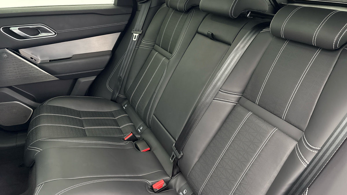 Land Rover Range Rover Velar Image 8