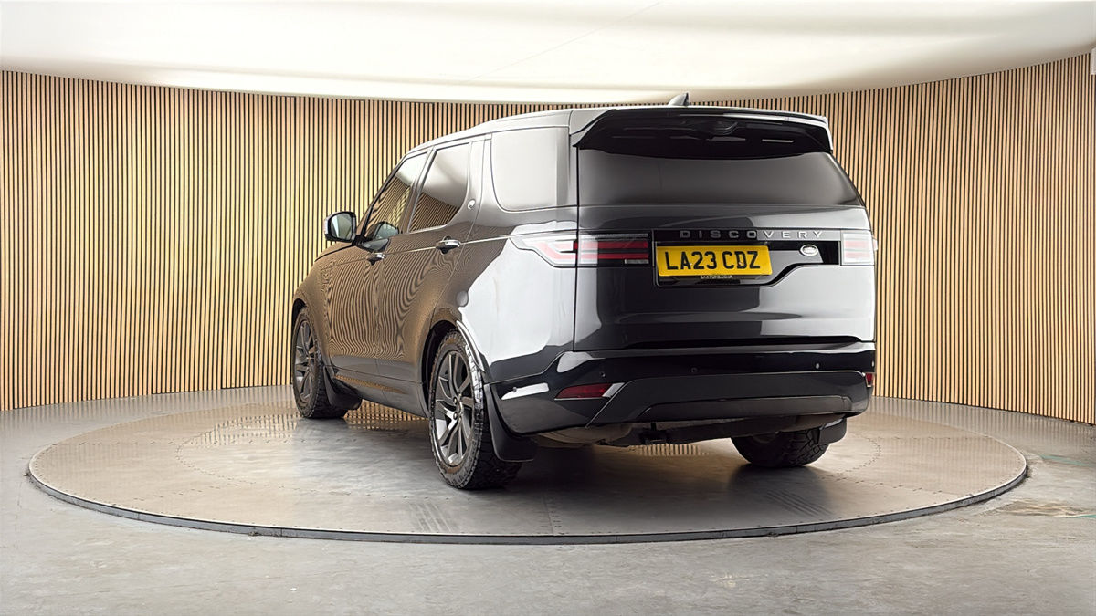More views of Land Rover Discovery