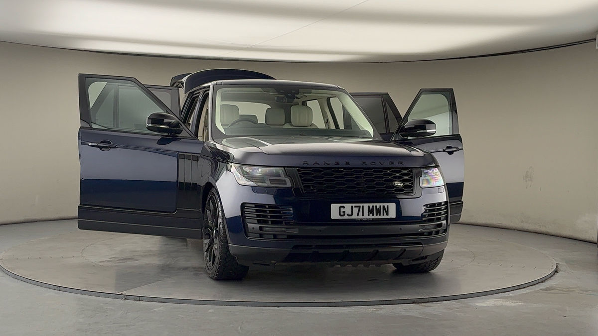 More views of Land Rover Range Rover