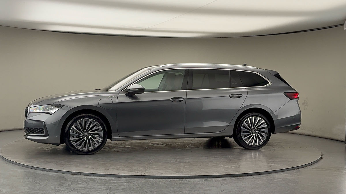 More views of Skoda Superb