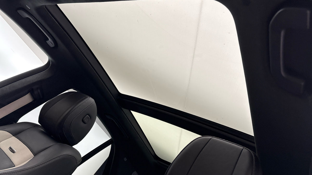 More views of Mercedes-Benz GLE