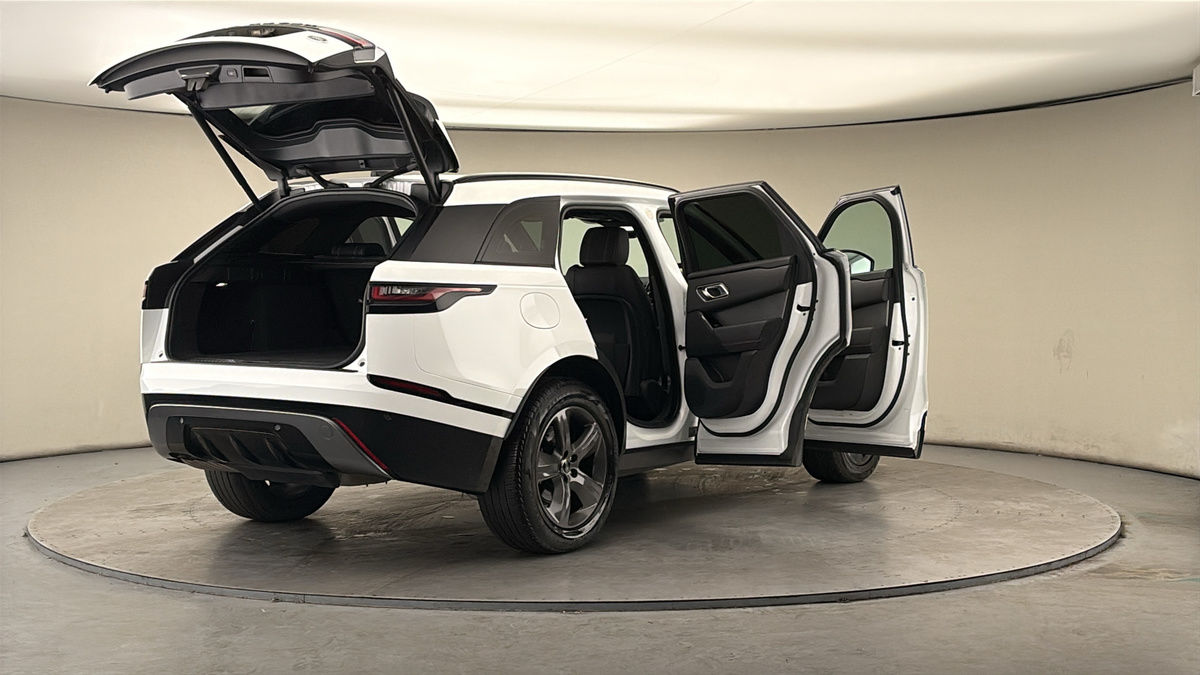 More views of Land Rover Range Rover Velar