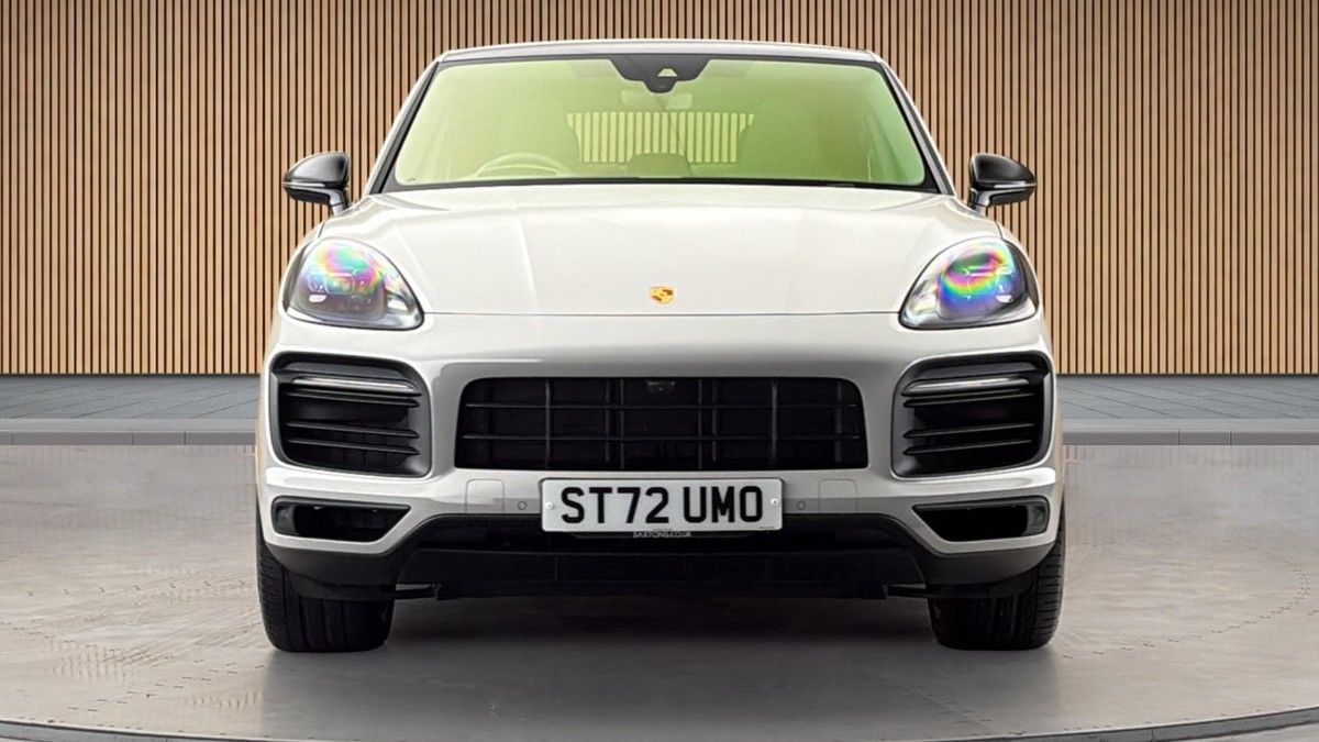 Porsche Cayenne Image 3