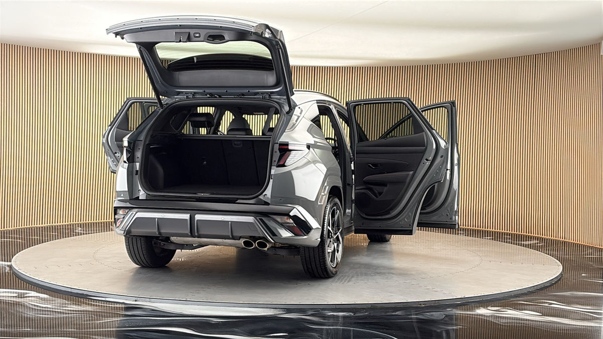 More views of Hyundai TUCSON