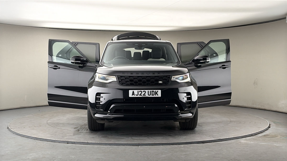 More views of Land Rover Discovery