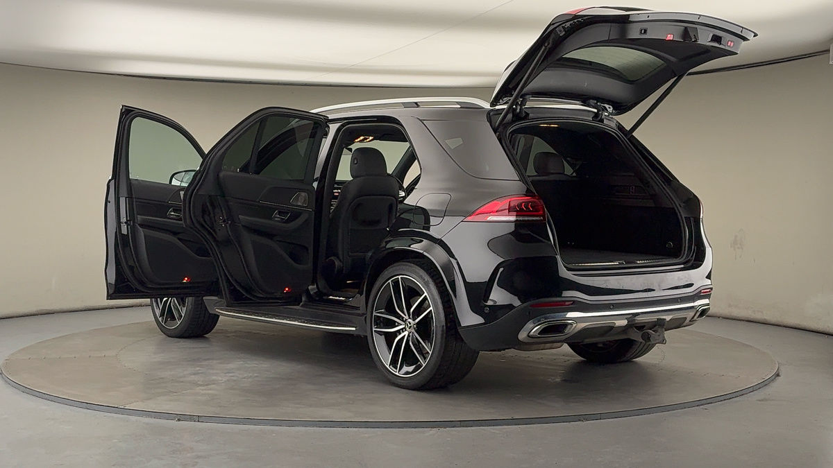 More views of Mercedes-Benz GLE